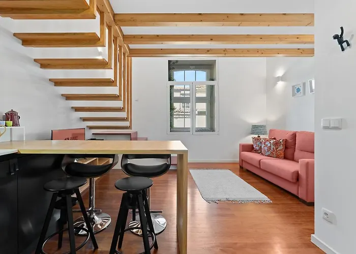 Daire Guestready - Lovely Nook With Mezzanine *