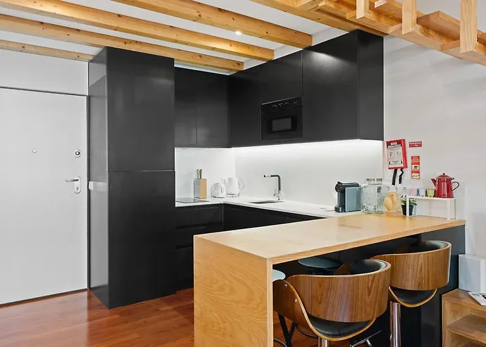 Guestready - Lovely Nook With Mezzanine * Oporto