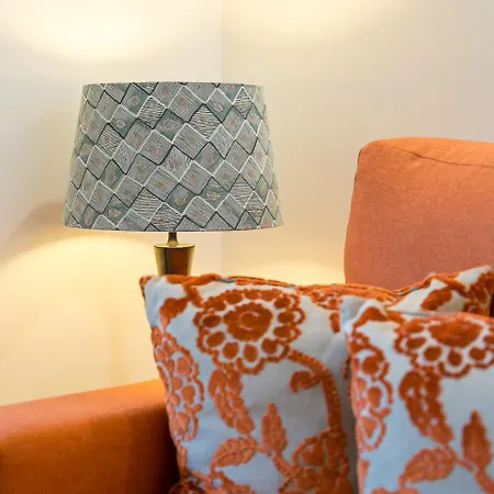 Guestready - Lovely Nook With Mezzanine * Oporto